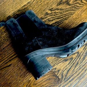 La Canadienne
Women's Paxton Pull On Booties Size 9